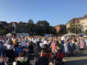 Liveübertragung der Opernpremiere AIDA von Verdi auf dem Blücherplatz Kiel am 24.08.2019