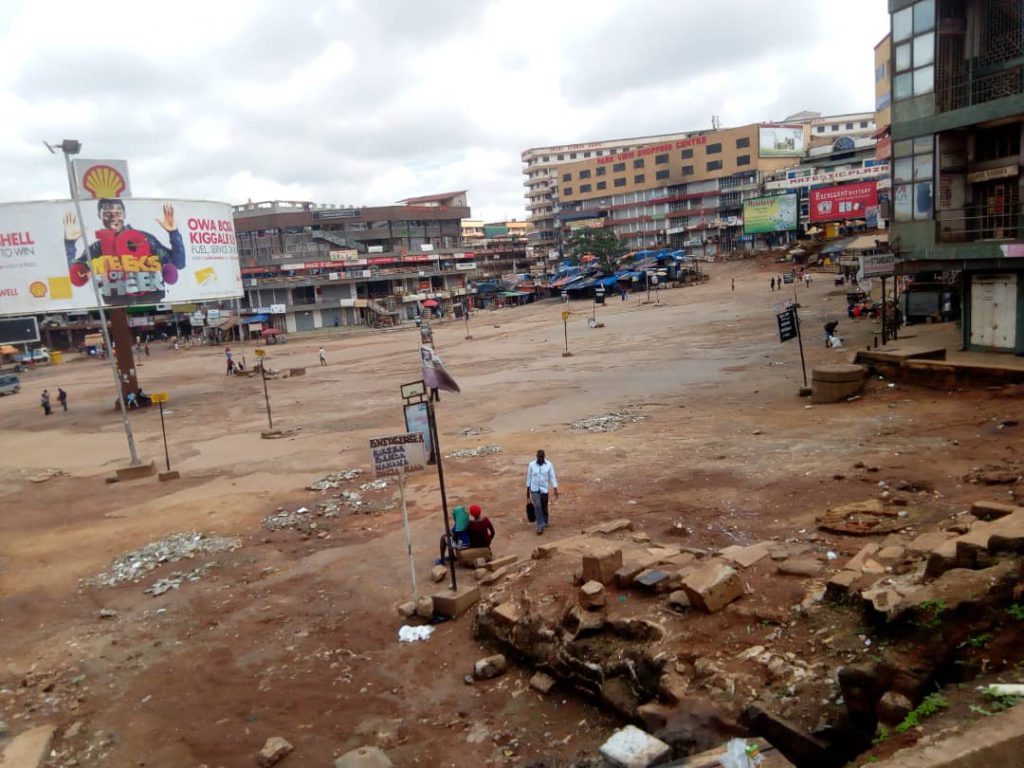 Kampala Old Taxi Park während Corona Lockdown